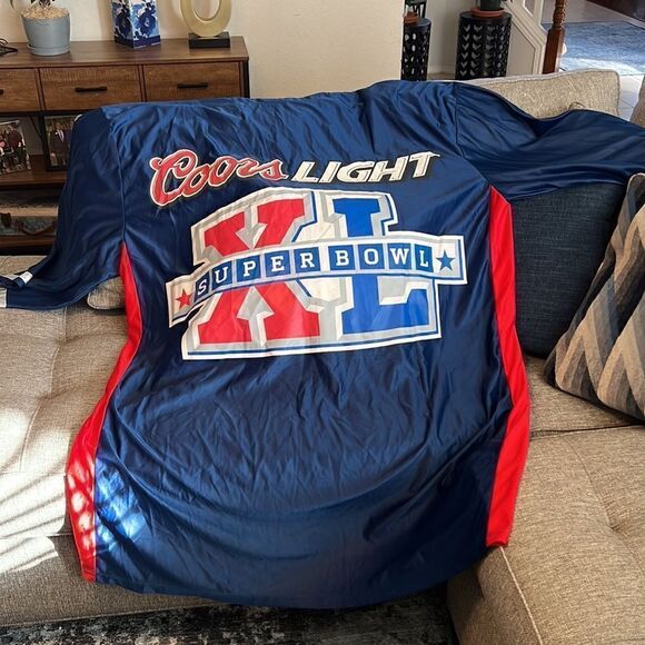 Coors Light Giant/Oversized Jersey from Super Bowl XL Wall Hanging - Picture 3 of 5